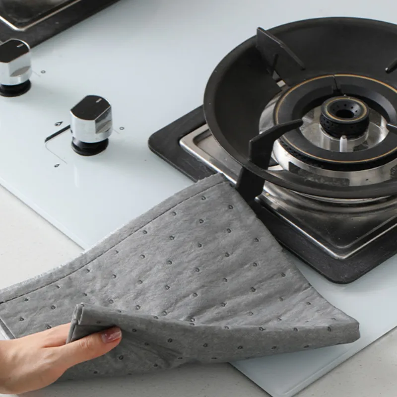 Applications du tissu non-tissé absorbant l'huile Meltsoufflé
